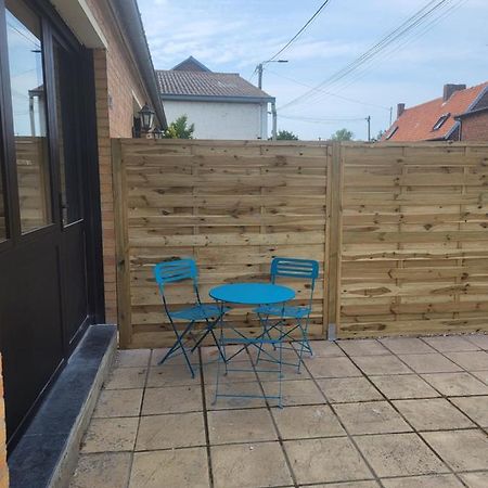 Studio Proche Gare Tgv Haute Picardie Dompierre-Becquincourt Exterior foto
